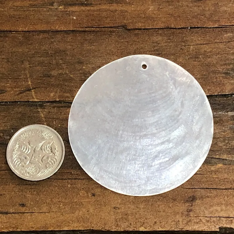 1-Hole 5cm Capiz Shells (15) - White