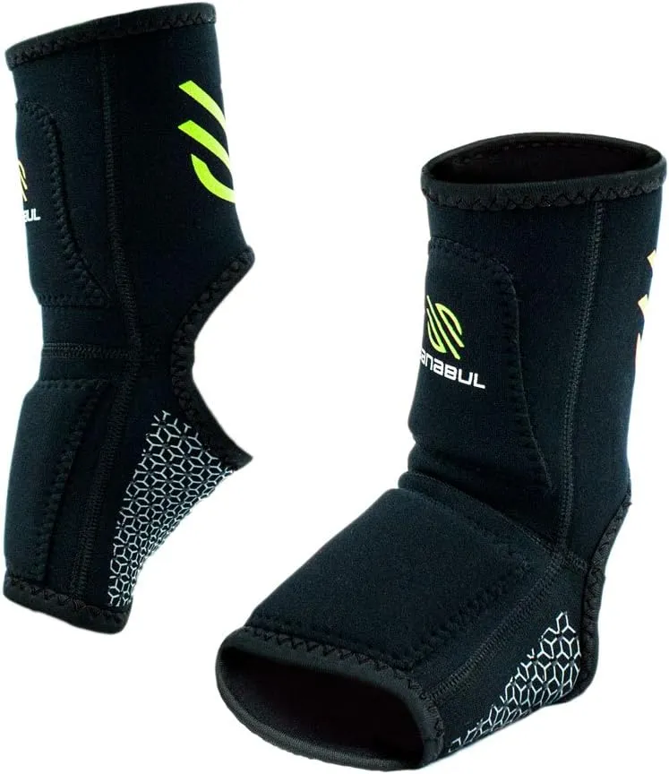Sanabul Essential Striking Gel Muay Thai Ankle Support for Men & Women, Ankle Guard Foot Wraps Sleeve for MMA Kickboxing Martial Arts, 1 Pair, Green Large-X-Large