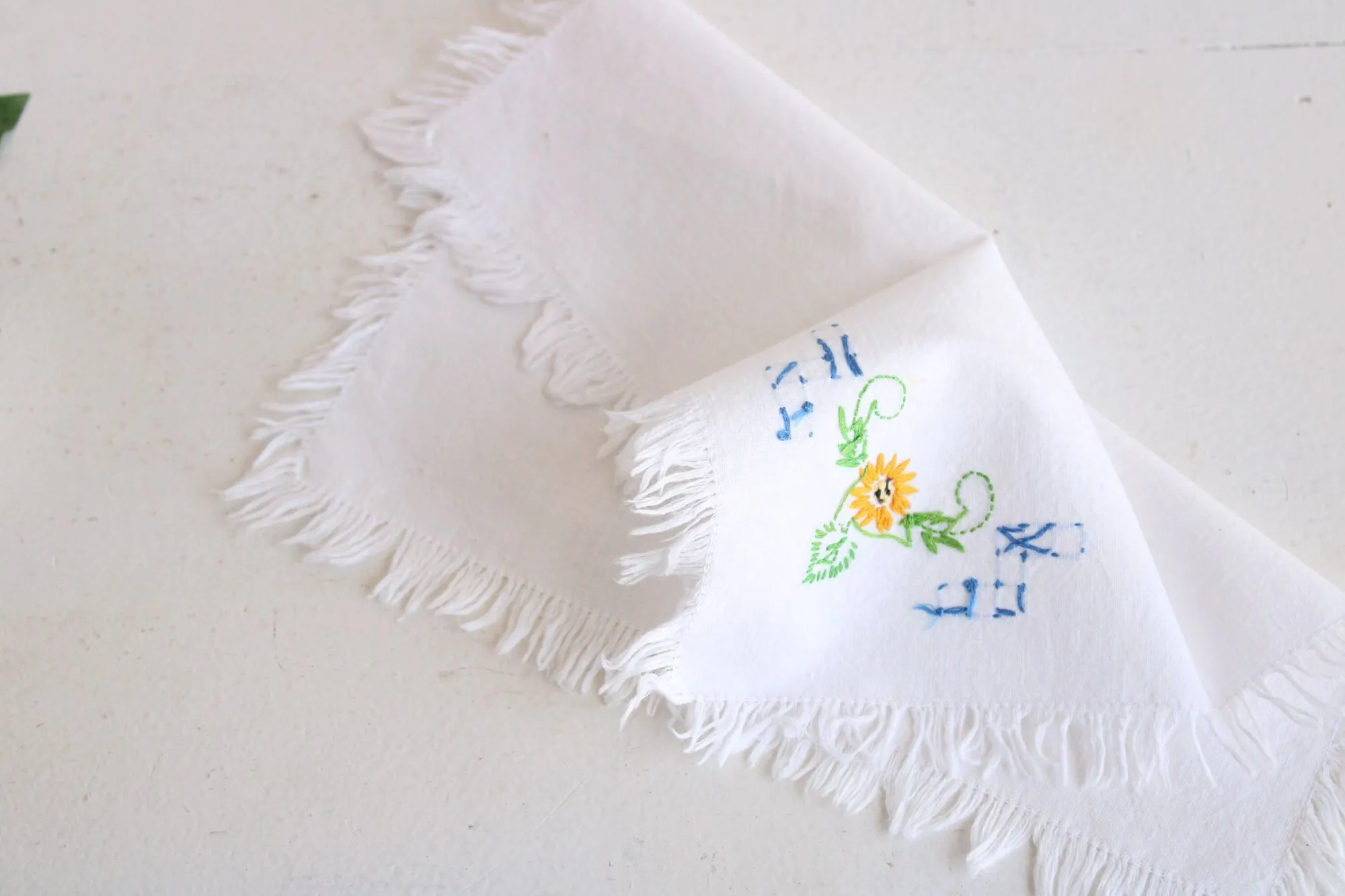 Vintage 1960s 1970s White Cotton With Embroidered Flowers and Fringe Hankie